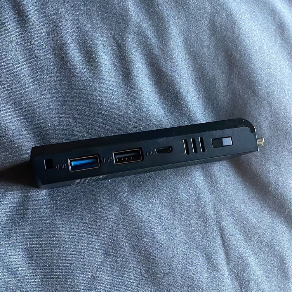 Intel Pocket PC - Picture 3 of 5